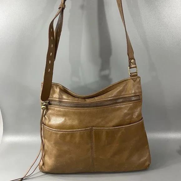 Hobo Angler Crossbody Bag - Picture 2 of 16